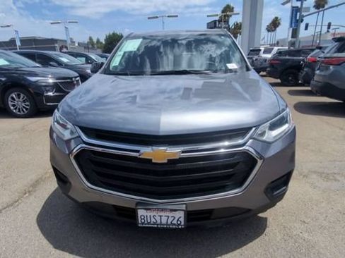 Certified 2021 Chevrolet Traverse LS FWD image 3