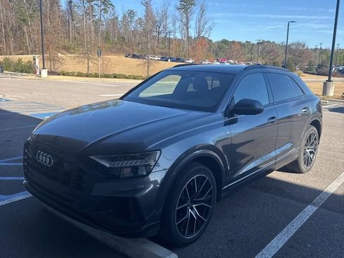 Used 2021 Audi Q8 Premium Plus w/ Premium Plus Package image 3