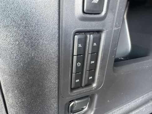 Used 2025 Ford Expedition Active AWD/4WD image 13