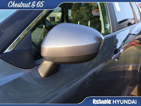 Used 2023 Nissan Rogue SV FWD image 13