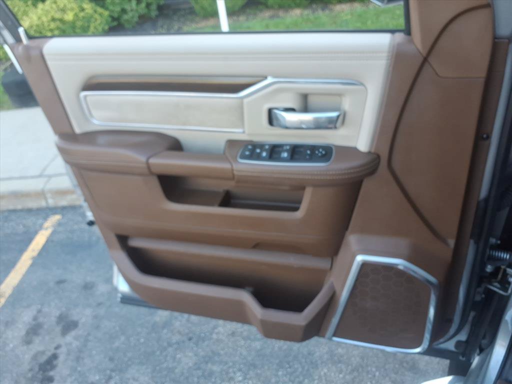Used 2022 RAM 2500 Laramie w/ Snow Chief Group AWD/4WD image 23