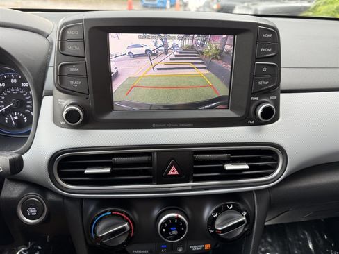 Used 2021 Hyundai Kona SEL FWD image 24