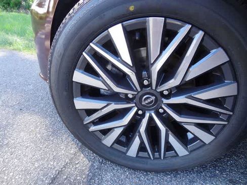 Used 2024 Nissan Altima 2.5 SV FWD image 29