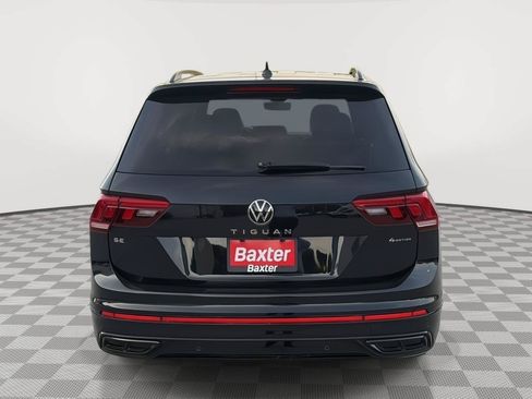 Certified 2022 Volkswagen Tiguan SE R-Line AWD/4WD image 10