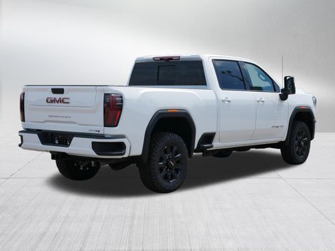 New 2026 GMC Sierra 2500 AT4 w/ AT4 Premium Plus Package AWD/4WD image 5