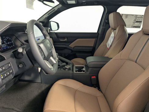 New 2026 Toyota 4Runner 4WD image 10