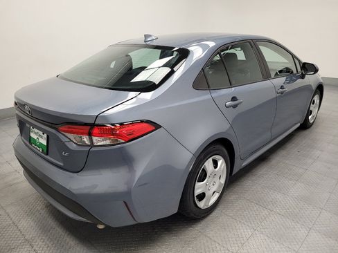 Used 2020 Toyota Corolla LE FWD image 10