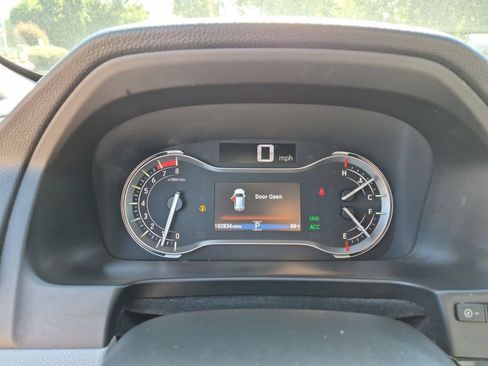 Used 2017 Honda Pilot Elite image 11
