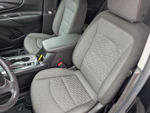 Used 2018 Chevrolet Equinox LT w/ LPO, Floor Liner Package image 12