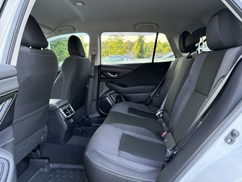 Certified 2025 Subaru Outback Premium AWD/4WD image 19