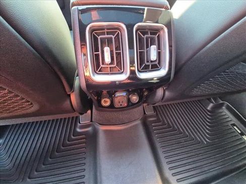 Used 2023 Kia Sorento SX AWD/4WD image 18