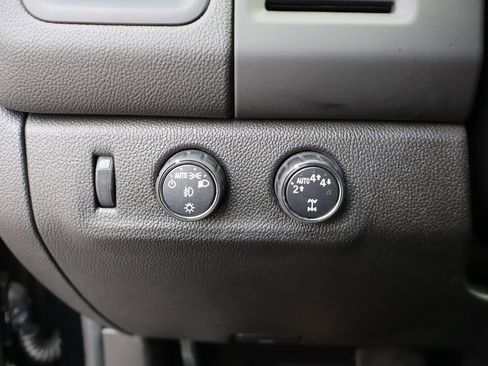 Used 2018 Chevrolet Colorado LT w/ LT Convenience Package image 14