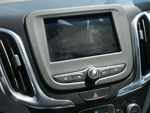 Used 2019 Chevrolet Equinox LS w/ LPO, Cargo Package FWD image 20