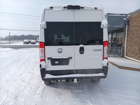 New 2025 RAM ProMaster 3500 w/ Cold Weather Group FWD image 5