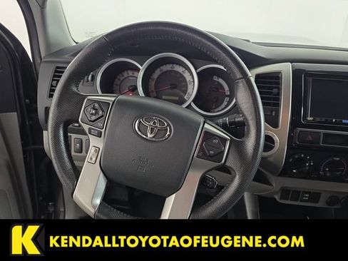 Used 2014 Toyota Tacoma 4x4 Double Cab w/ TRD Sport Package image 14