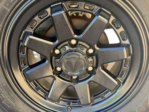 Used 2023 Toyota Tacoma SR image 31