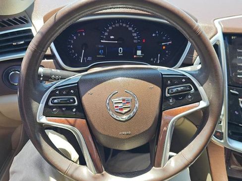 Used 2015 Cadillac SRX Luxury w/ Driver Awareness Package AWD/4WD image 10