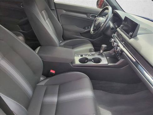 Used 2025 Honda Civic Sport image 26