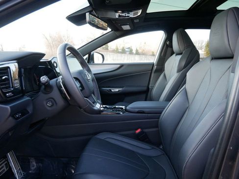 Certified 2025 Lexus NX 350 F Sport image 9