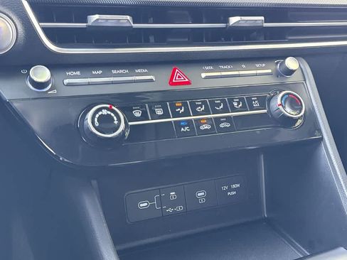 Used 2025 Hyundai Sonata SE FWD image 20