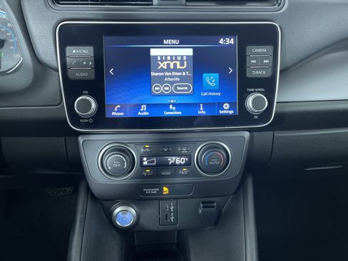 Certified 2025 Nissan Leaf S image 18