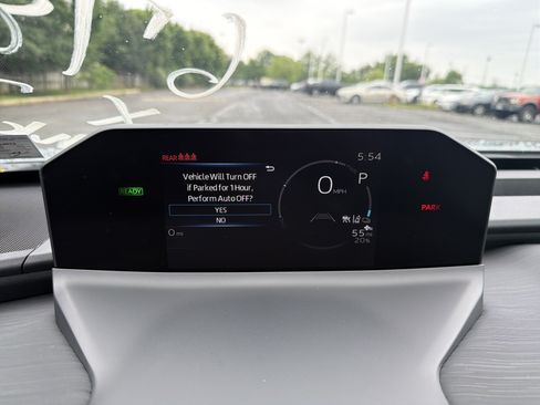 New 2026 Toyota C-HR AWD/4WD image 18