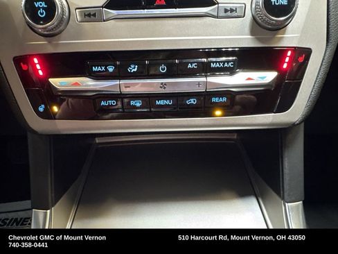 Used 2024 Ford Explorer XLT w/ Equipment Group 202A image 20