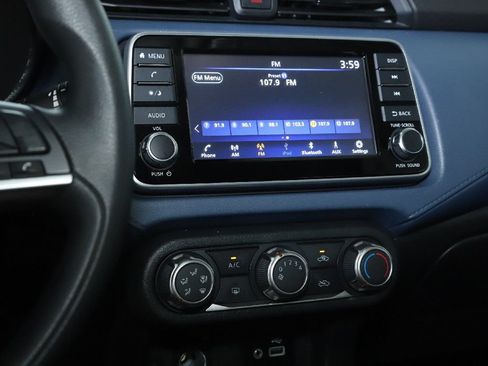Used 2025 Nissan Versa SV w/ Trunk Package FWD image 25