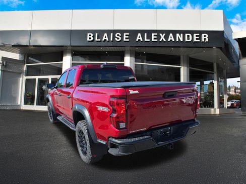 Used 2023 Chevrolet Colorado Trail Boss w/ Advanced Trailering Package AWD/4WD image 6