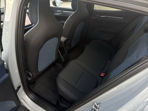 Used 2025 Volvo EX30 Ultra w/ Climate Package image 20