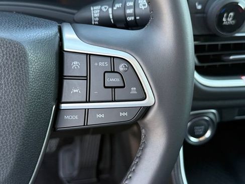 Used 2026 Toyota Grand Highlander FWD image 20