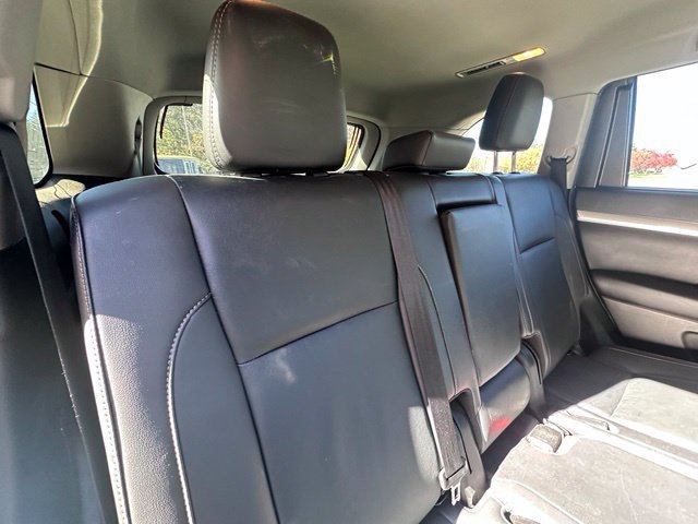 Used 2019 Toyota Highlander XLE AWD/4WD image 9