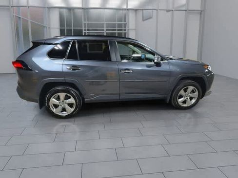 Used 2019 Toyota RAV4 Limited w/ Carpet Mat Package AWD/4WD image 6