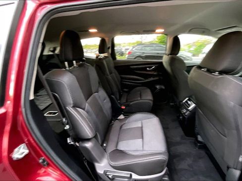 Certified 2023 Subaru Ascent Premium w/ Convenience Package AWD/4WD image 30