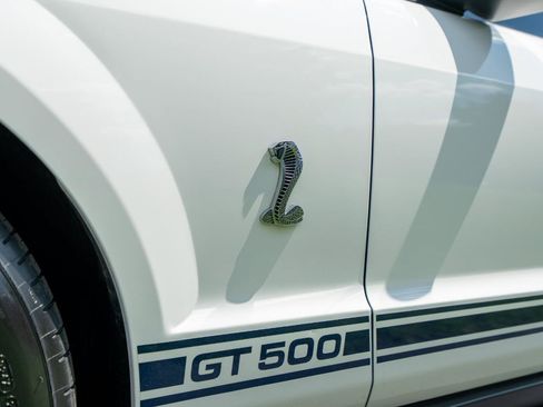 Used 2008 Ford Mustang Shelby GT500 RWD image 24