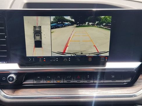 Used 2024 GMC Sierra 1500 SLT w/ SLT Premium Plus Package AWD/4WD image 6