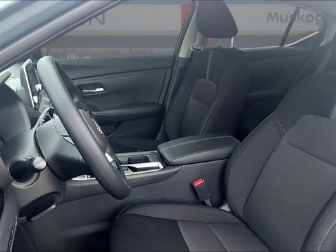 New 2025 Nissan Sentra SV w/ Trunk Package image 6