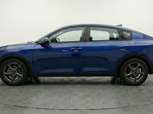 Used 2025 Kia K4 FWD image 3