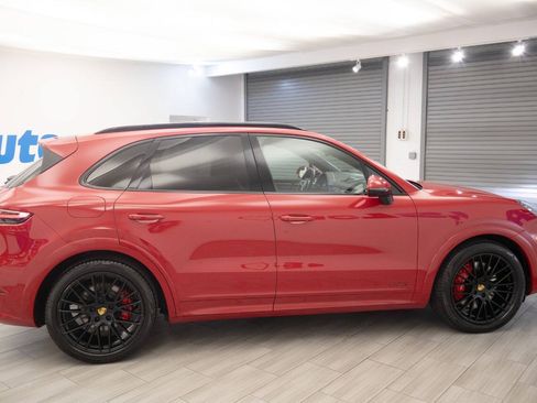 Used 2021 Porsche Cayenne GTS AWD/4WD image 6