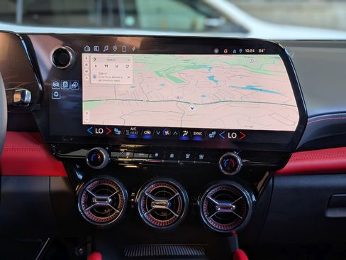 Used 2024 Chevrolet Blazer EV RS image 25