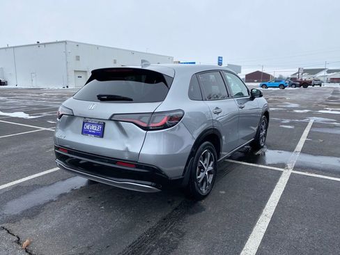 Used 2024 Honda HR-V EX-L image 7