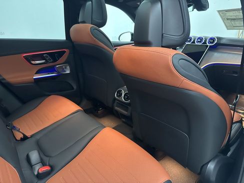 New 2026 Mercedes-Benz GLC 300 image 25