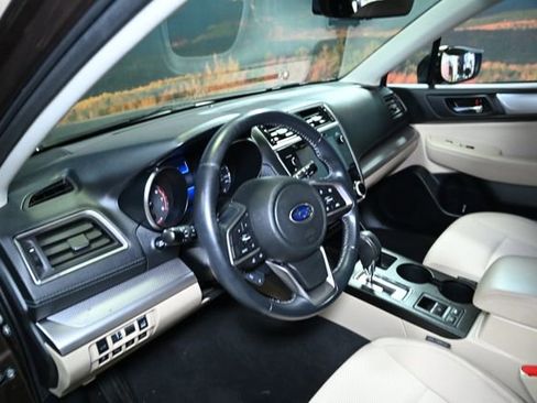 Used 2019 Subaru Outback 2.5i Premium image 21