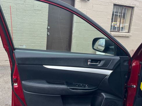 Used 2012 Subaru Outback 2.5i Premium image 10