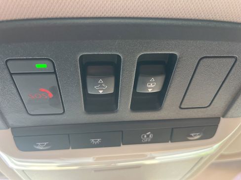 Used 2021 Nissan Rogue Platinum image 23