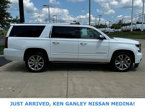 Used 2015 Chevrolet Suburban LTZ AWD/4WD image 2