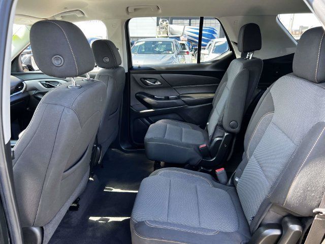 Used 2020 Chevrolet Traverse LT FWD image 12