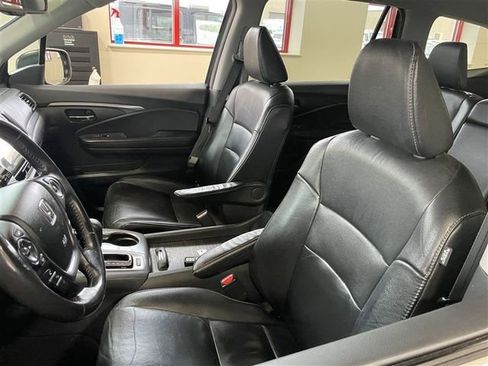 Used 2017 Honda Pilot EX-L image 16