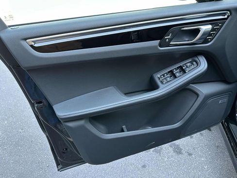 New 2026 Porsche Macan Turbo AWD/4WD image 18