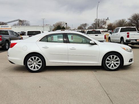 Used 2015 Chevrolet Malibu LT w/ Leather Package image 5